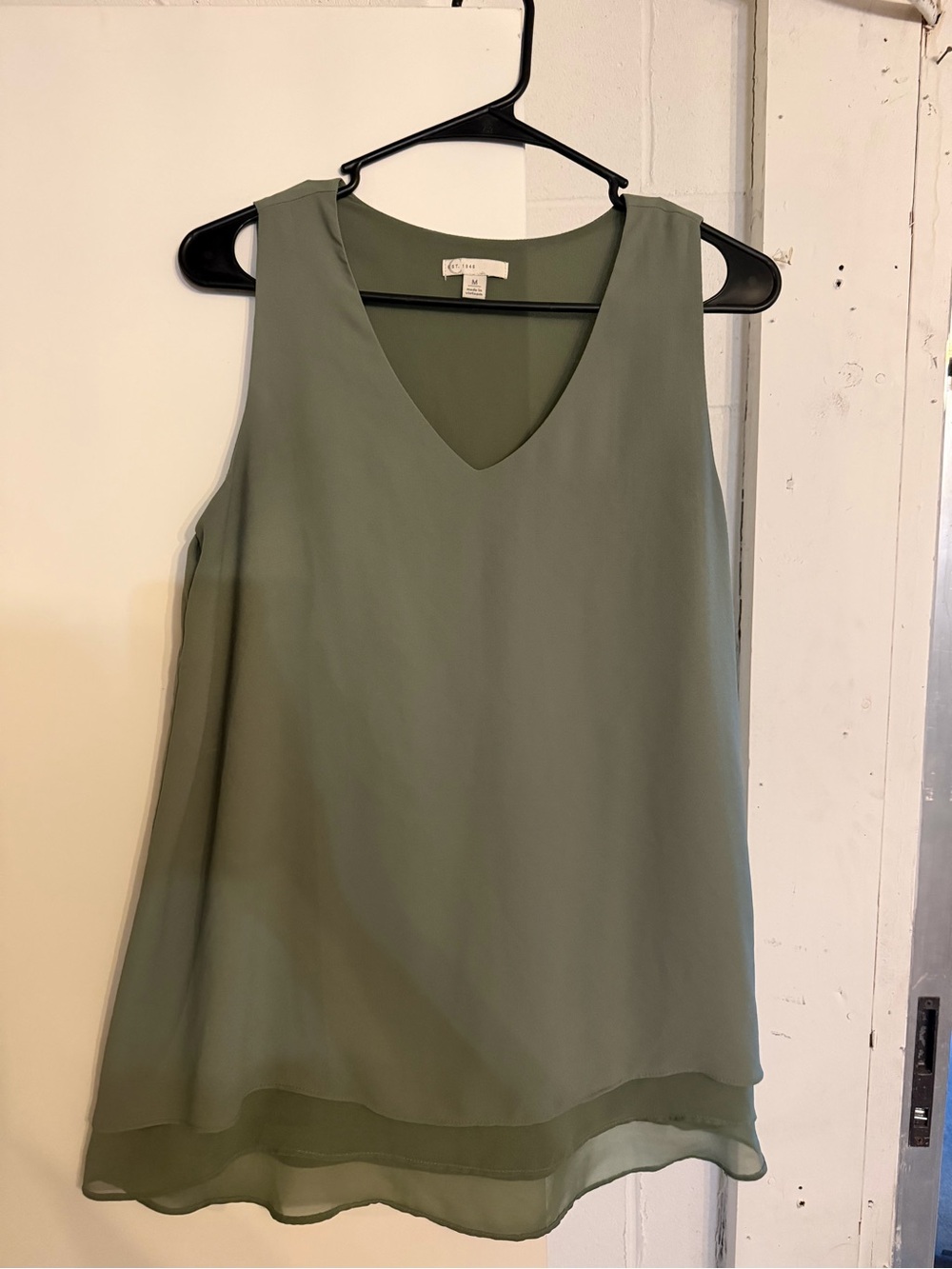 Chiffon V-Neck Sleeveless Top - Olive Green